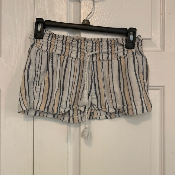 Roxy vertical stripe Roxy cotton viscose blend shorts - Picture 2 of 7